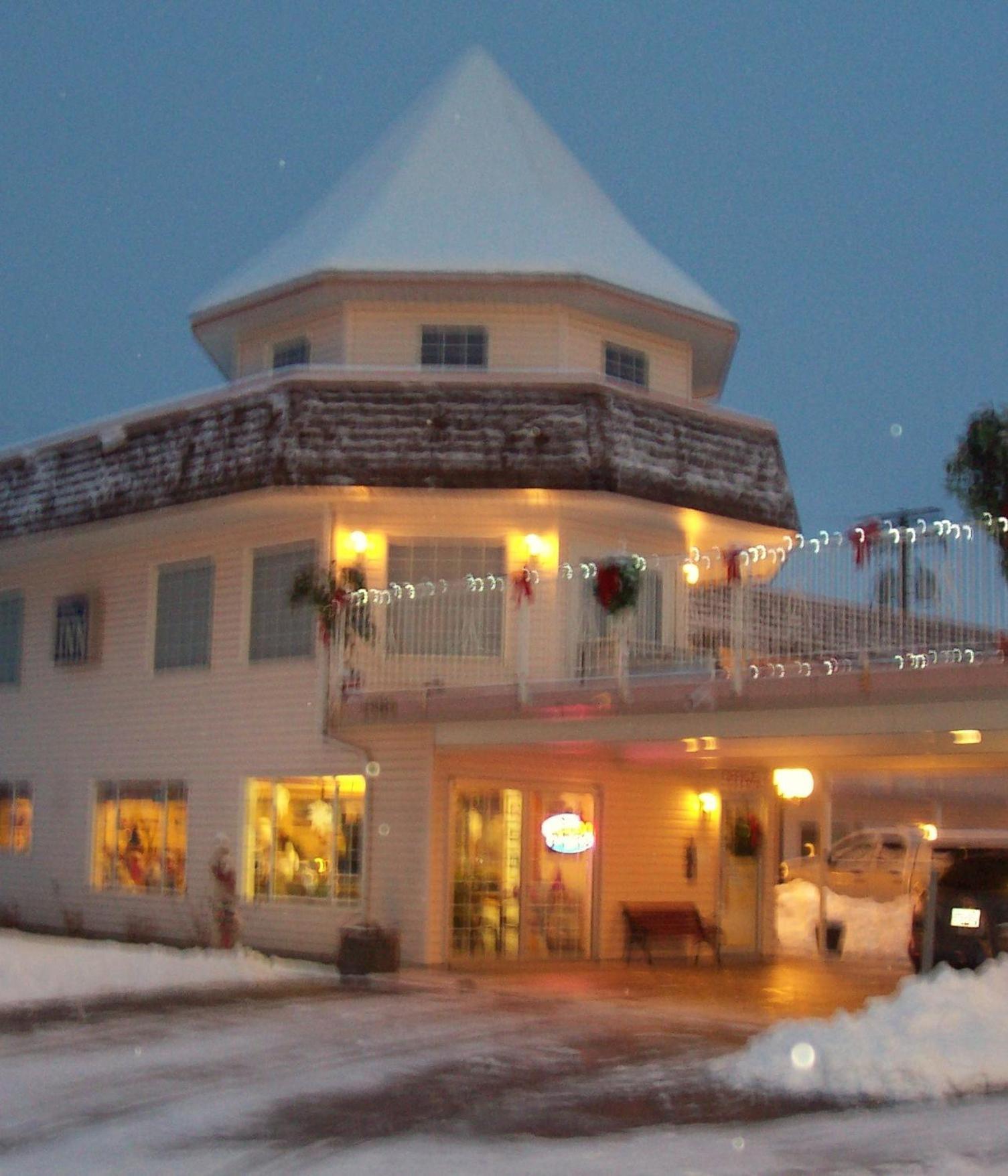 Model A Inn Cranbrook Exterior photo